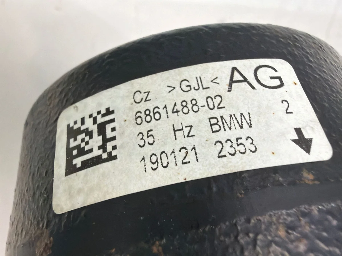 BMW 5 G30 G31 Stabilisatorhalterung hinten image 4