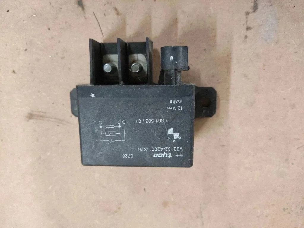 Relé Ventilador BMW 5 F10 F11 7661503