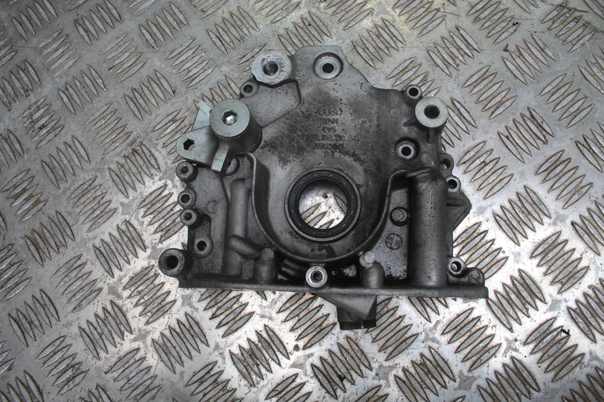 Afdichting behuizing krukas Audi A4 B6 2.5 TDI