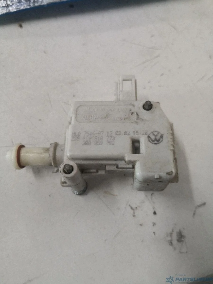 Polttoaineluukun aktuaattori VW Phaeton 1C0810774