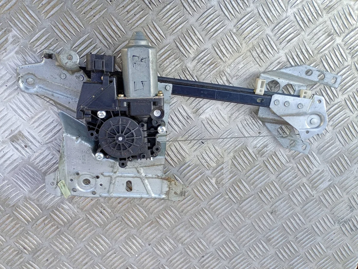 Audi A4 S4 B5 Raammechanisme Achter Links
