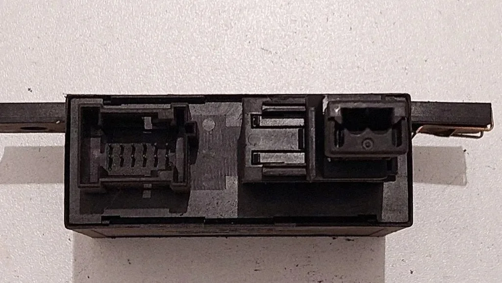 Immobilizer Module Mercedes-Benz OE 2108202826 image 3