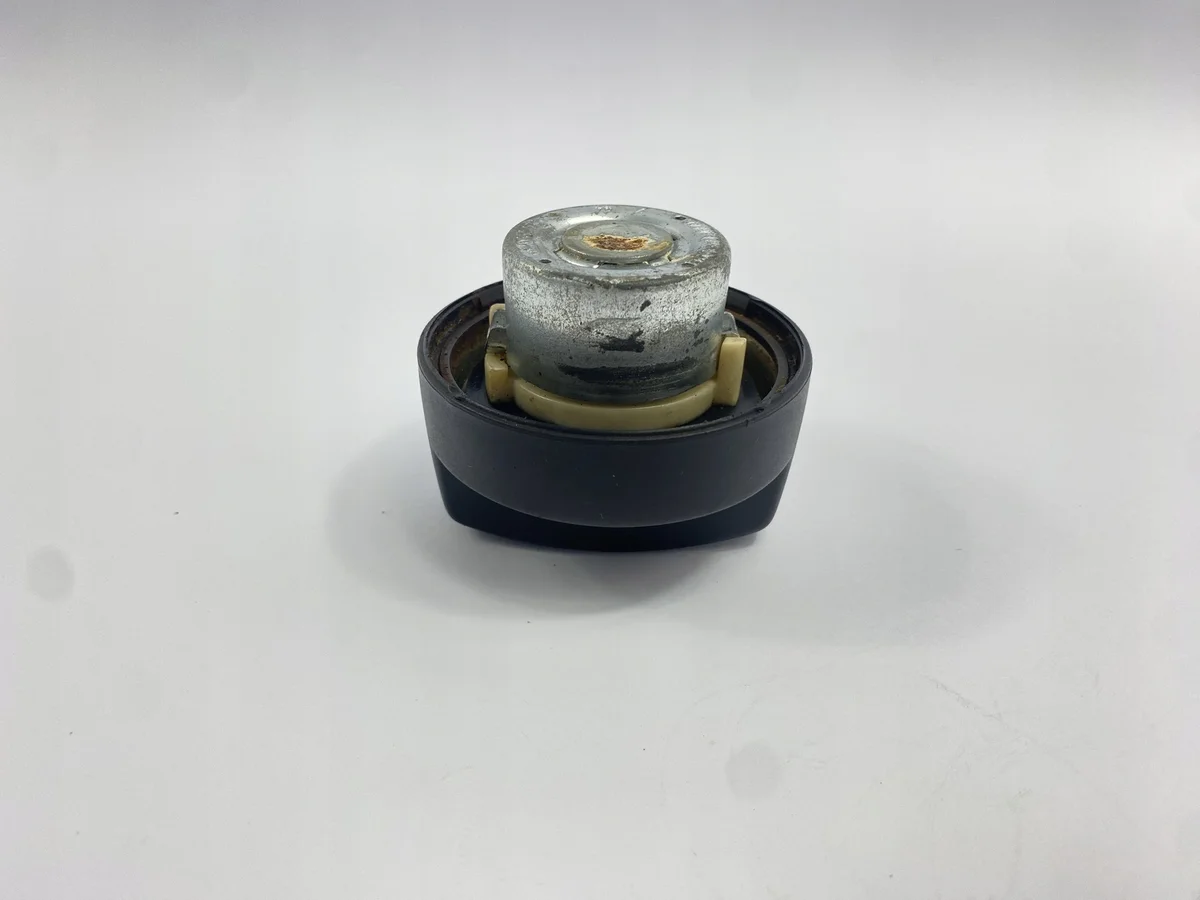 Tankdeckel Mercedes W124 Cabrio A124 image 10