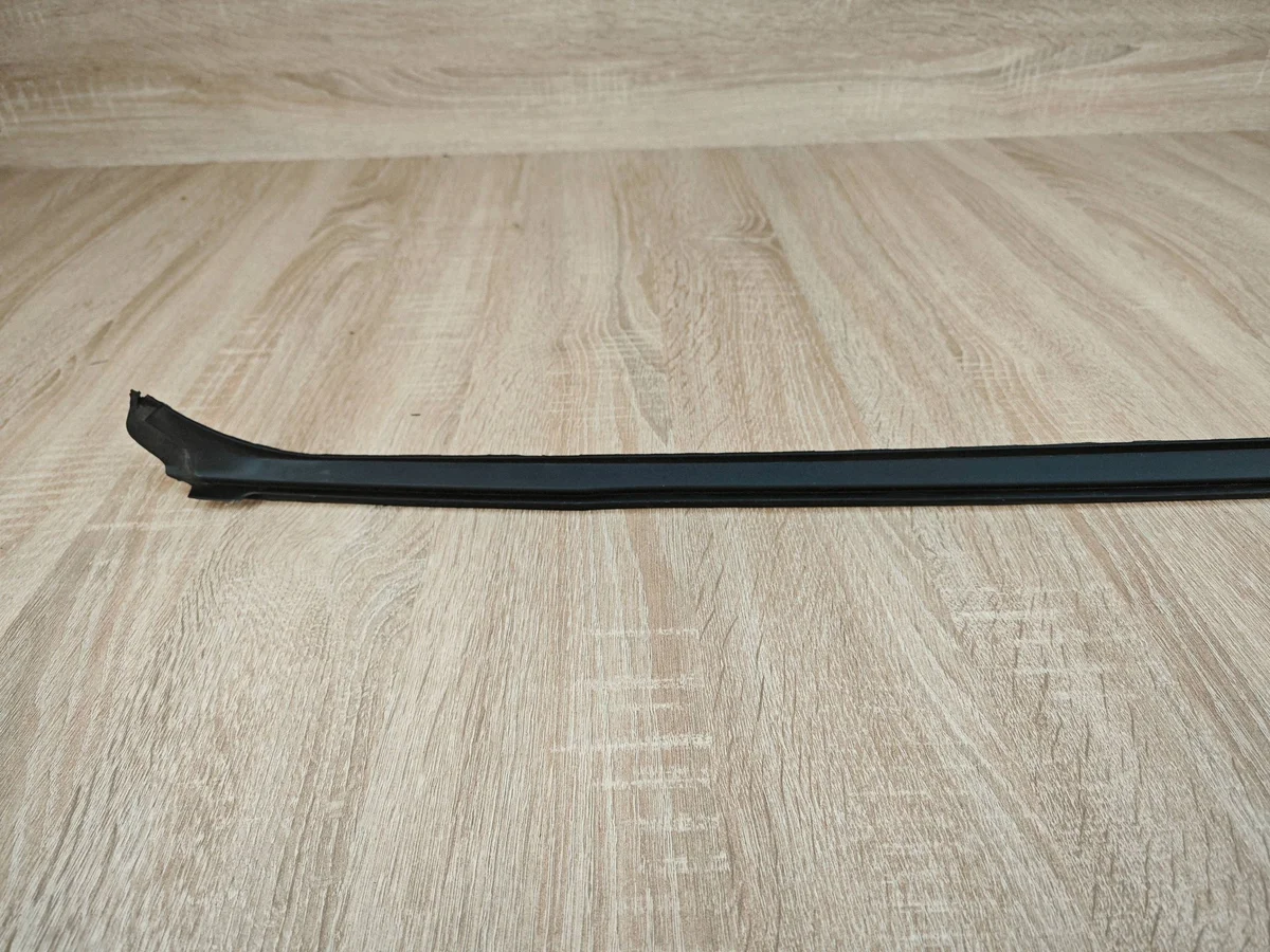 Vedação Teto Spoiler BMW X3 G01 LCI Usada image 3