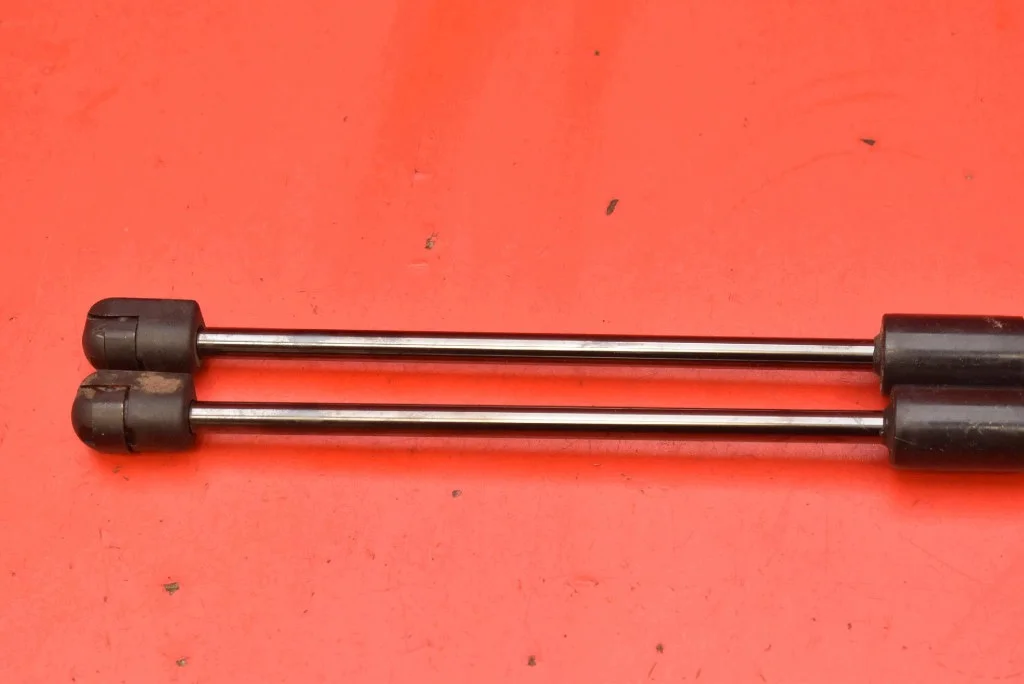 BAIC BEIJING X3 LIFT 19- Heckklappendämpfer Satz image 4