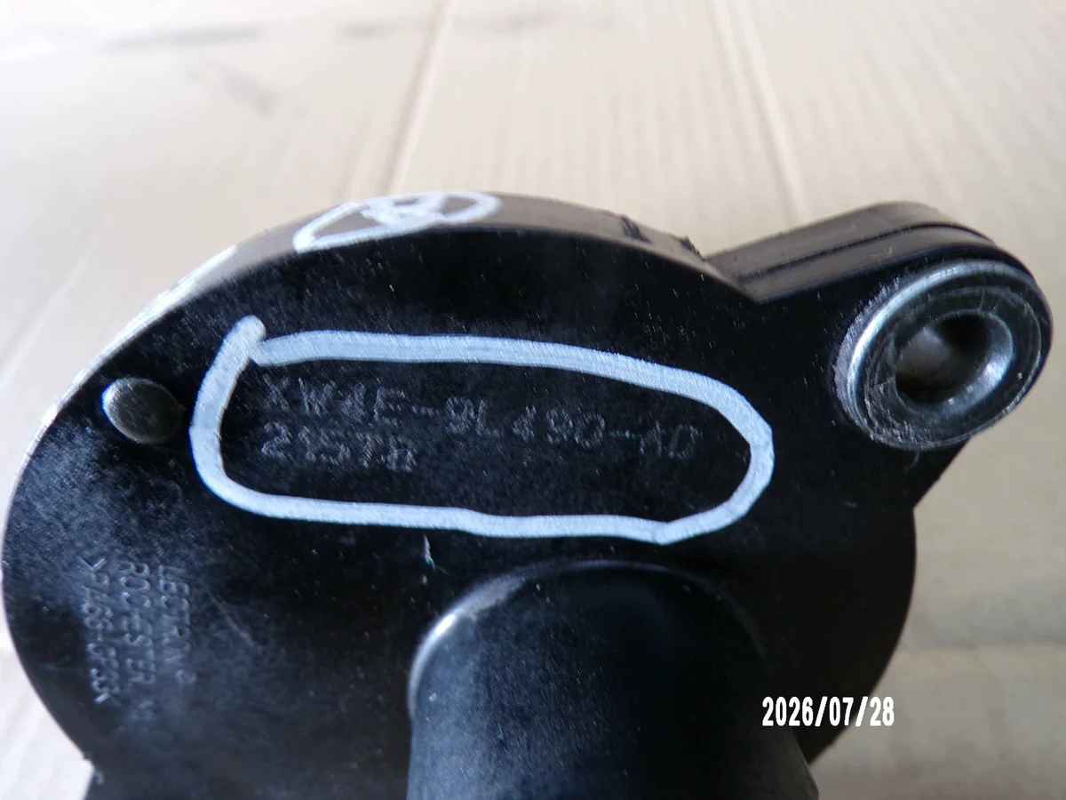 Jaguar S-Type 2.5 6 Idle Control Valve Used image 5
