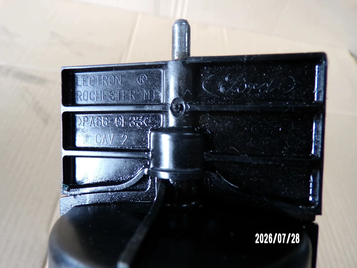 Jaguar S-Type 2.5 6 Idle Control Valve Used image 8