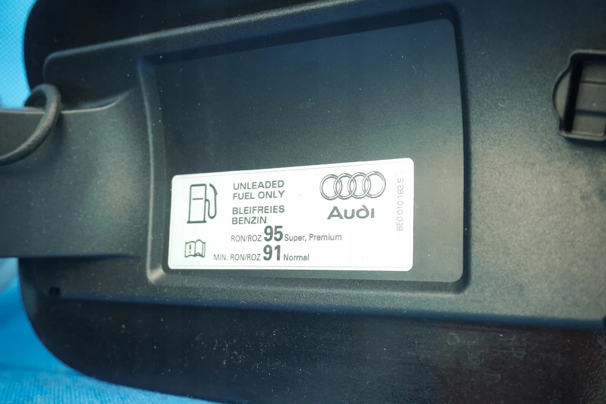 Klappe Tankdeckel Audi A8 S8 4N 4N0809907F image 6