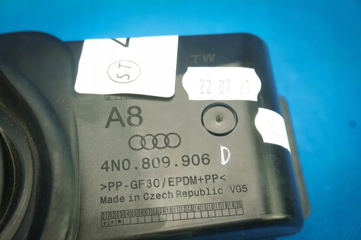 Klappe Tankdeckel Audi A8 S8 4N 4N0809907F image 7