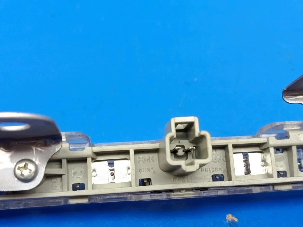 Toyota Auris E15 3. Bremsleuchte gebraucht image 3
