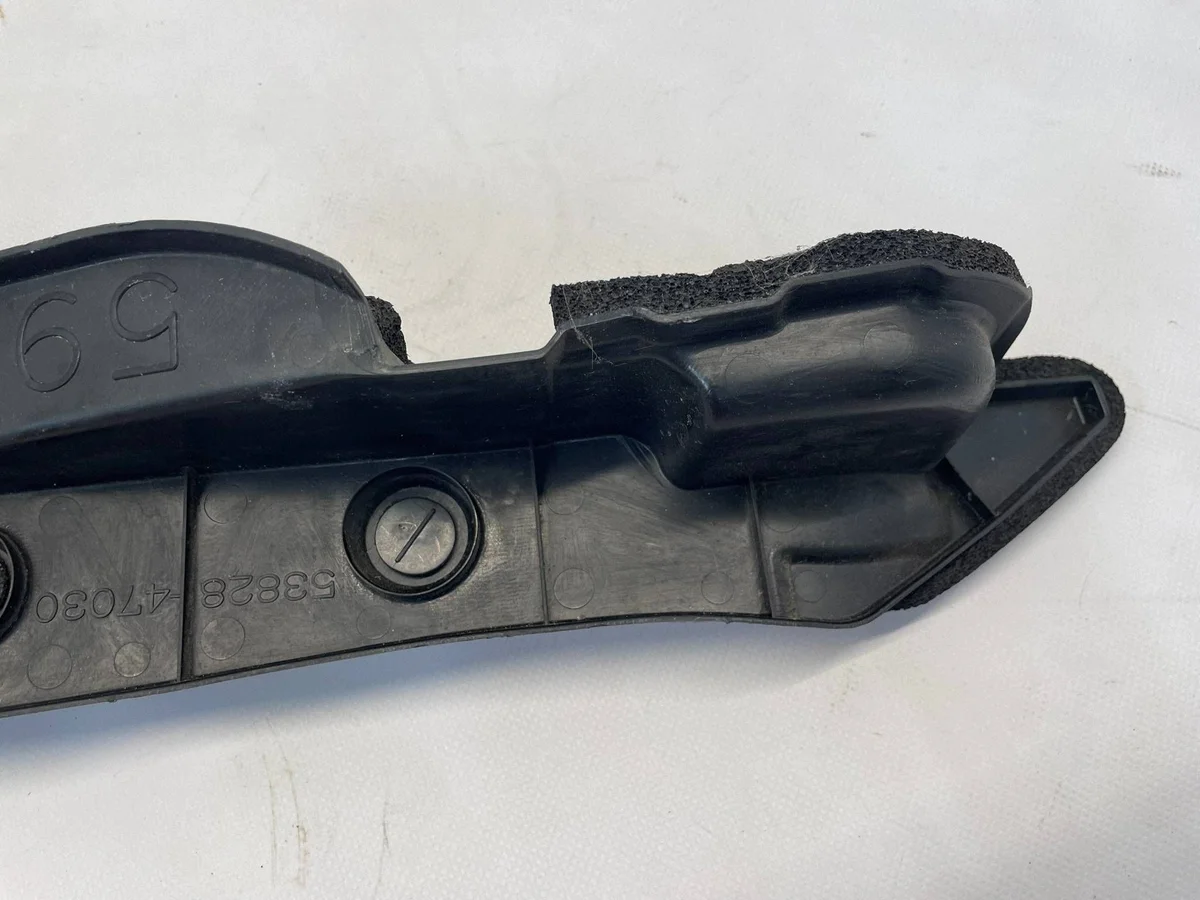 Toyota Prius W3 53828-47030 aile garde-boue image 8