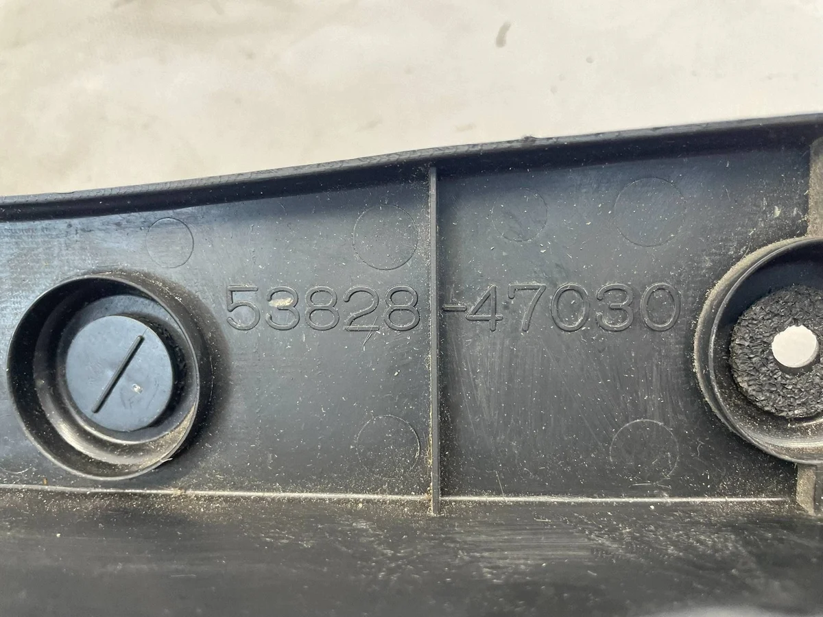 Toyota Prius W3 53828-47030 aile garde-boue image 9