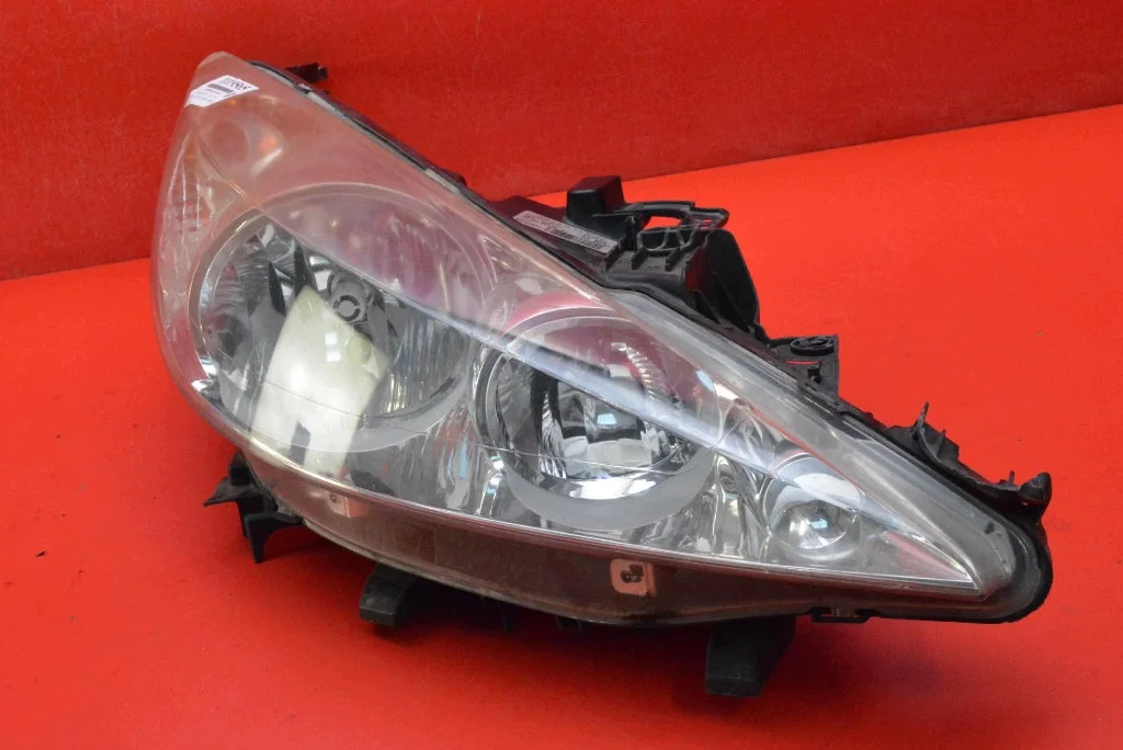 Faro Derecho Peugeot 207 06-09 Usado