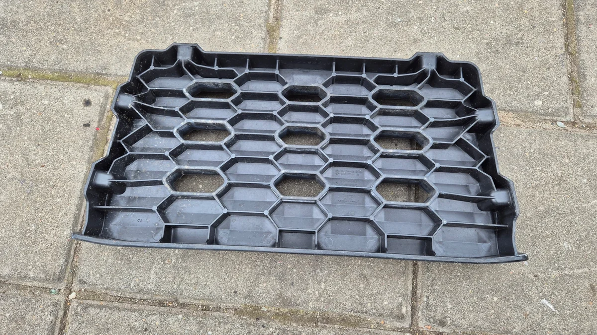 Grille de marchepied IVECO S-WAY image 3