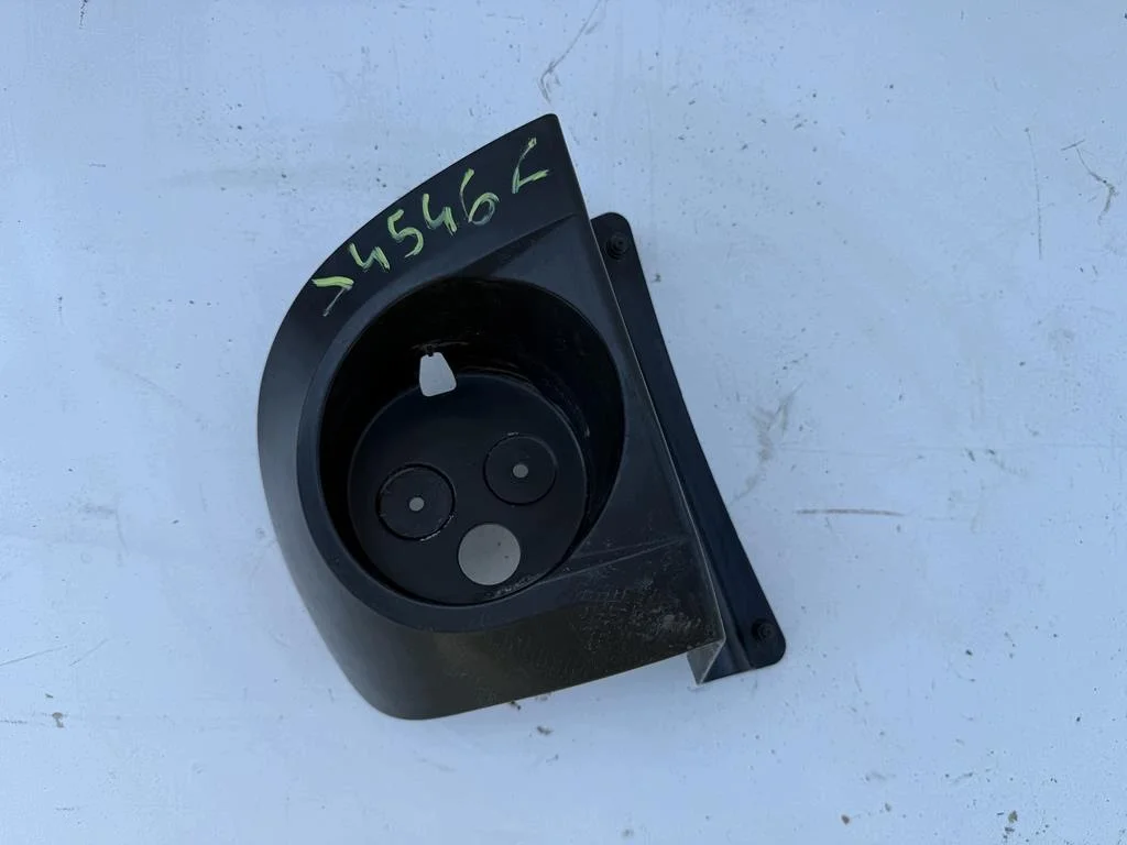 Microcar M.GO 2015 Lamp Mount Bracket Used image 5