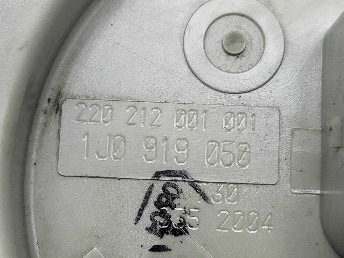 Pompe à carburant VW AUDI 1.9TDI 1J0919050 image 4