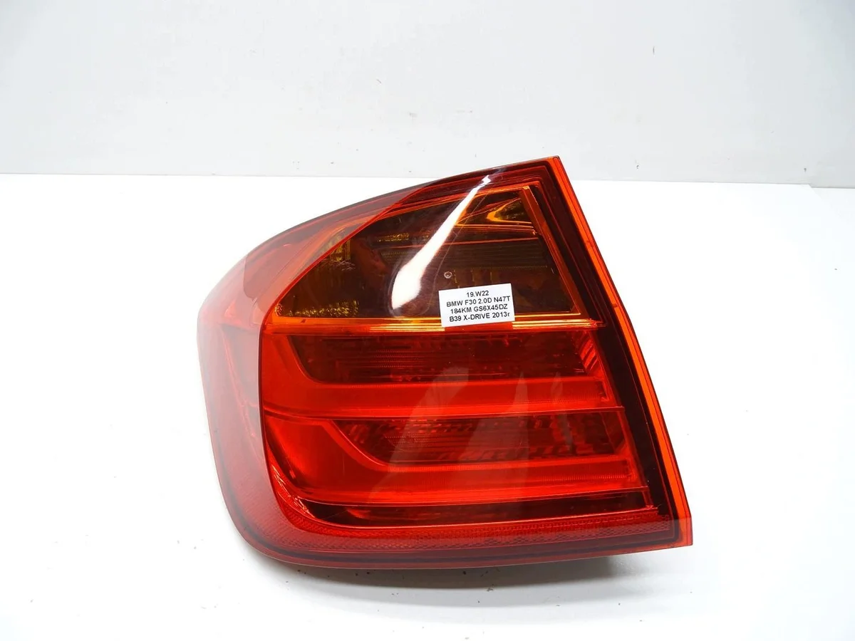 Takavalaisin vasen BMW F30, käytetty
