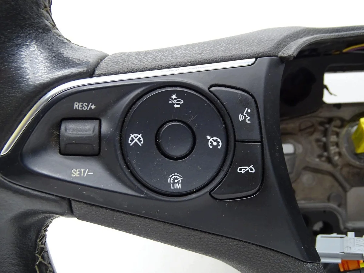 Lenkrad Leder Multifunktion Opel Insignia B image 3