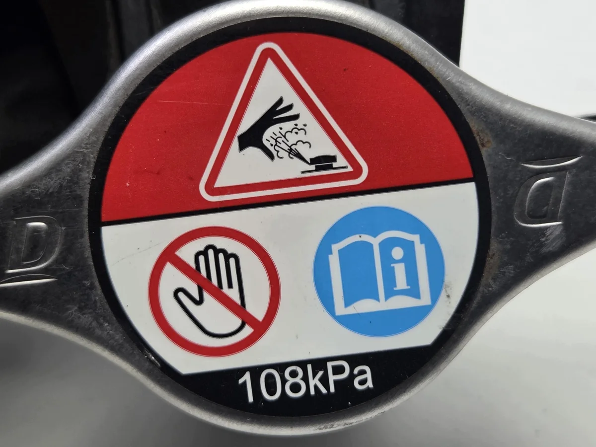 Kühler Einfüllstutzen Honda CR-V V 2.0 Hybrid image 7