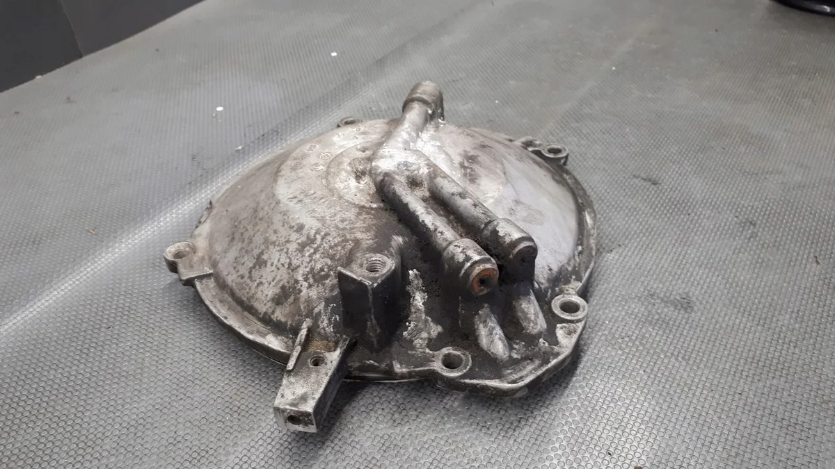 Couvre boîte vitesses Peugeot 607 2.2B