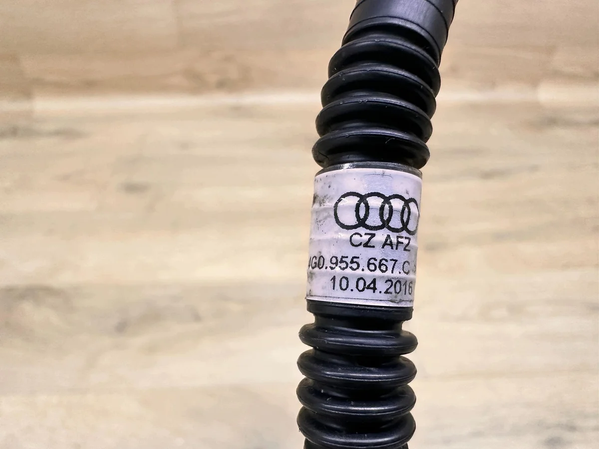 Audi A6 C7 slang sproeier 4G0955667C image 4