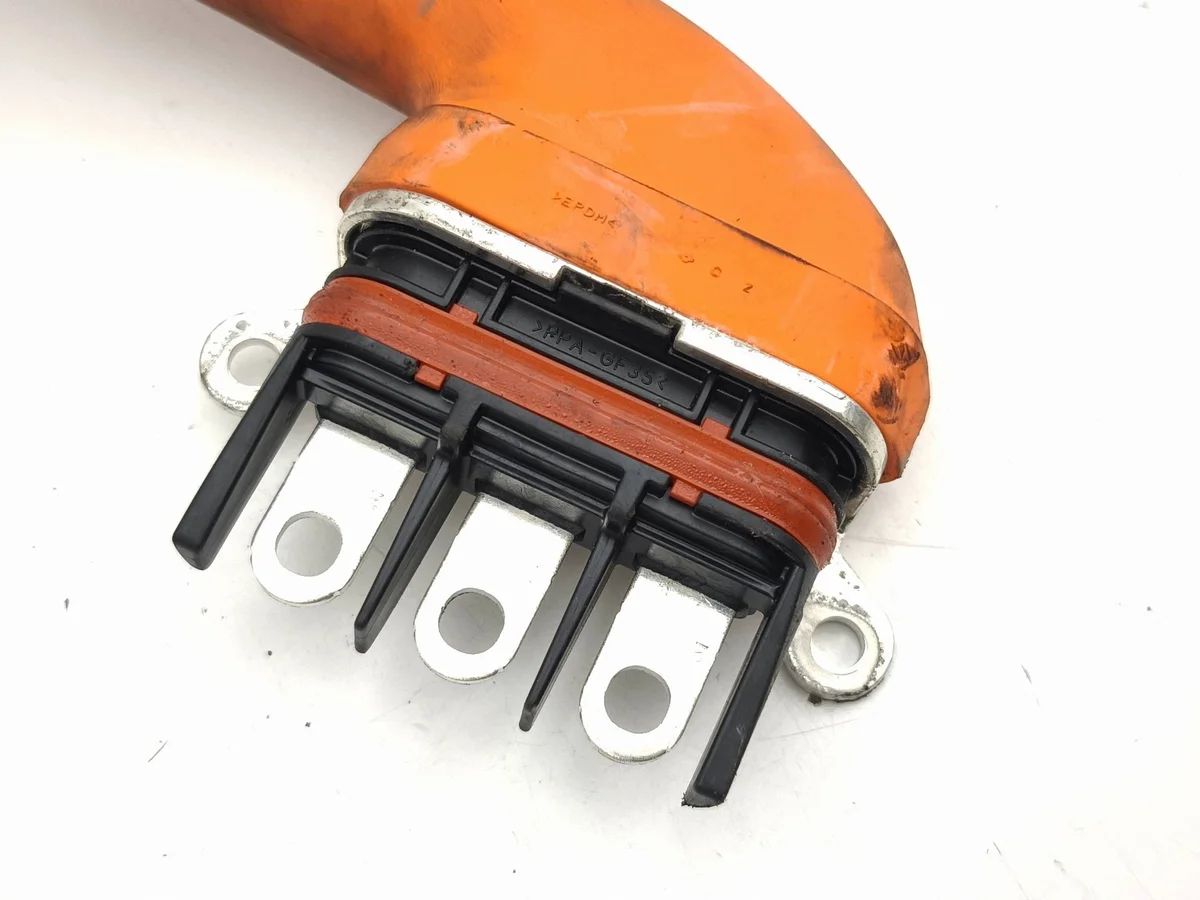 Lexus IS III XE30 2015 High Voltage Cable image 3