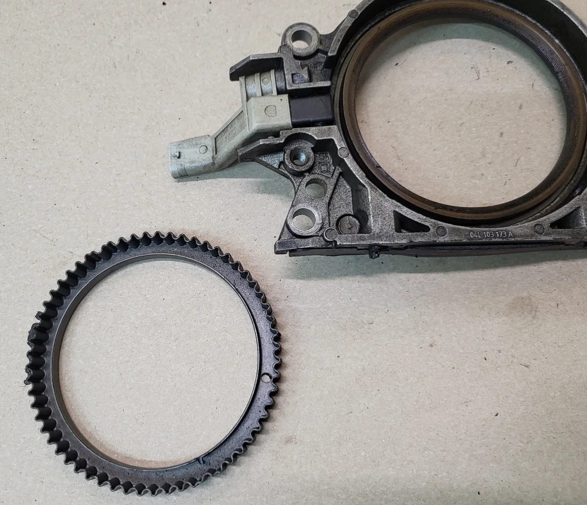 Dichtung Kurbelwellensensor Audi VW 2.0 TDI image 3