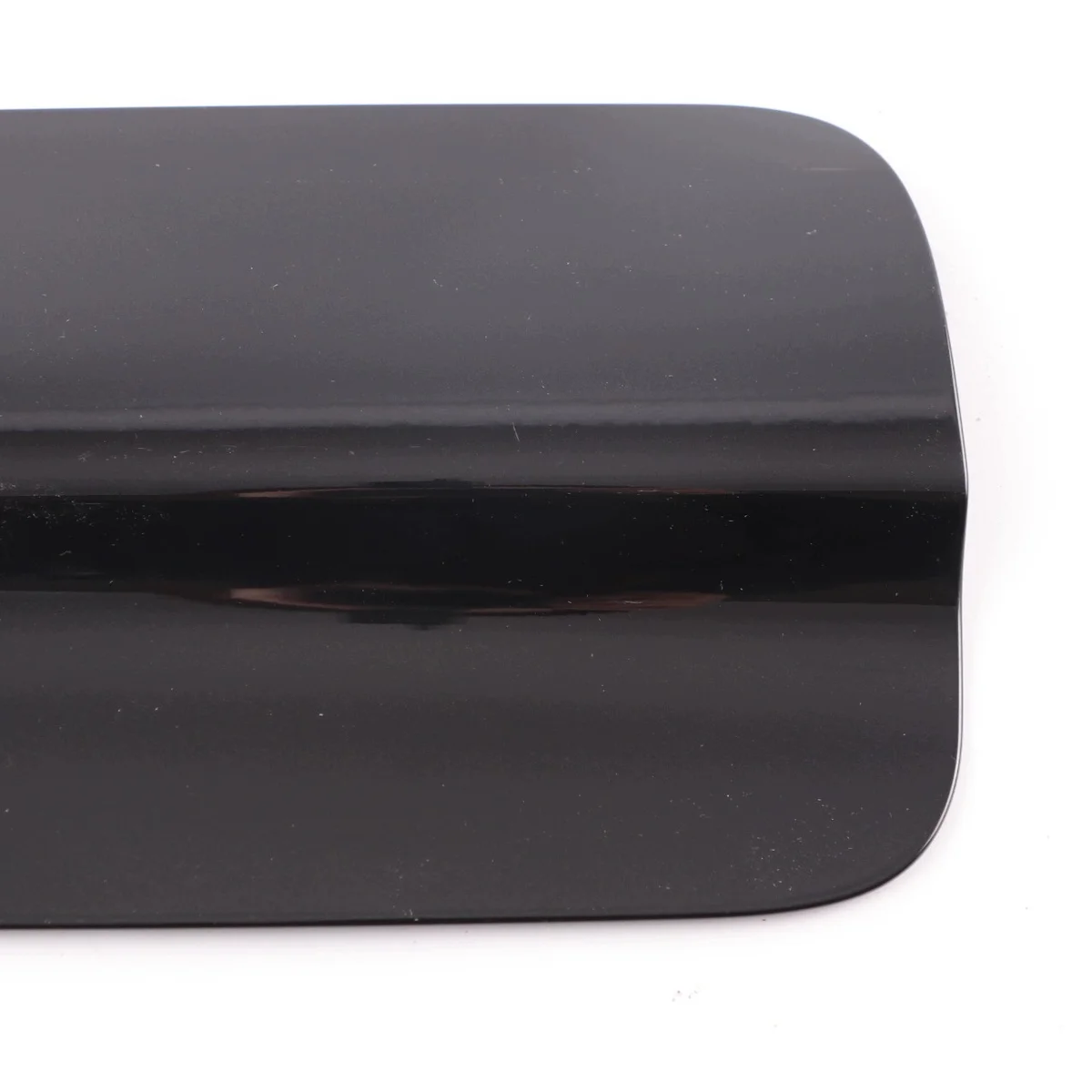 BMW F36 Gran Coupe Tankklappe Saphirschwarz 475 image 3