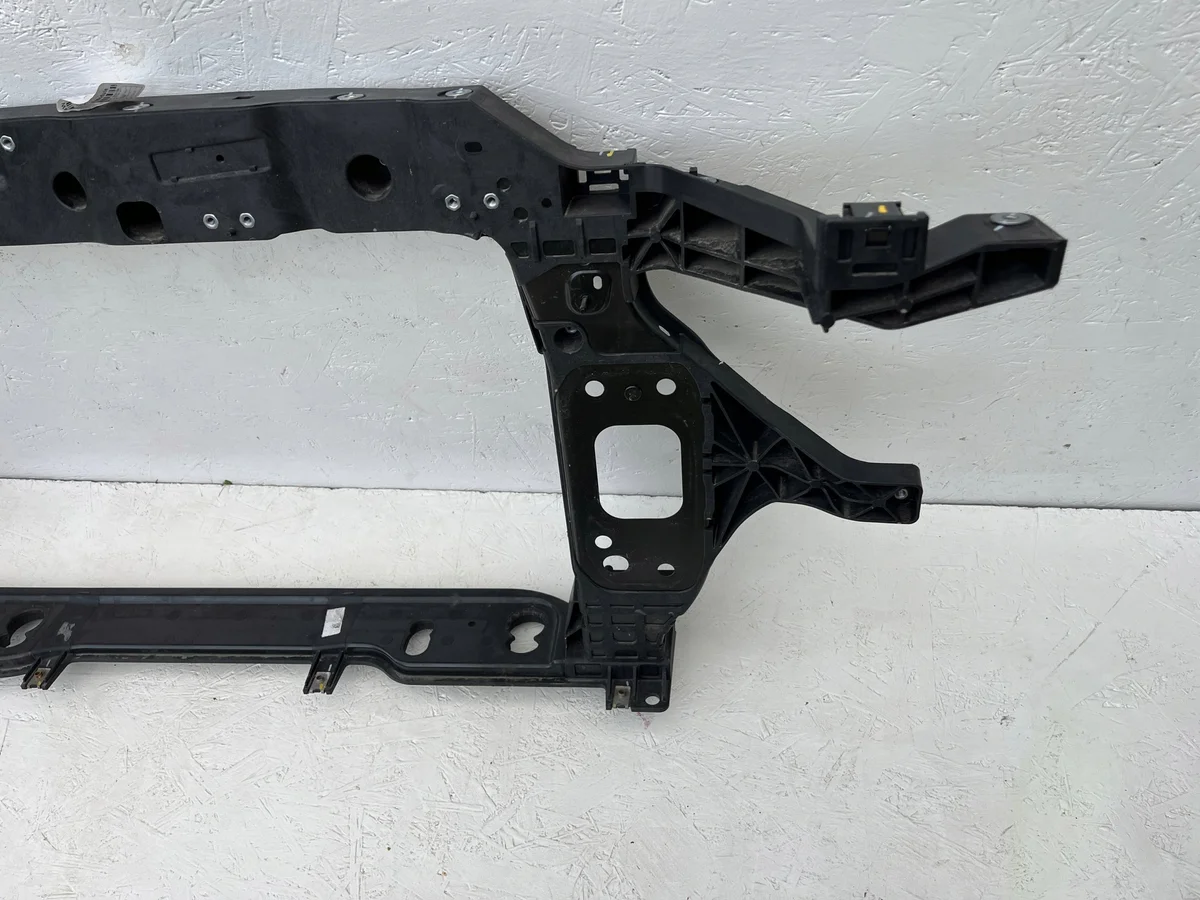 Refuerzo Parachoques Hyundai Bayon 64101-Q0400 image 10