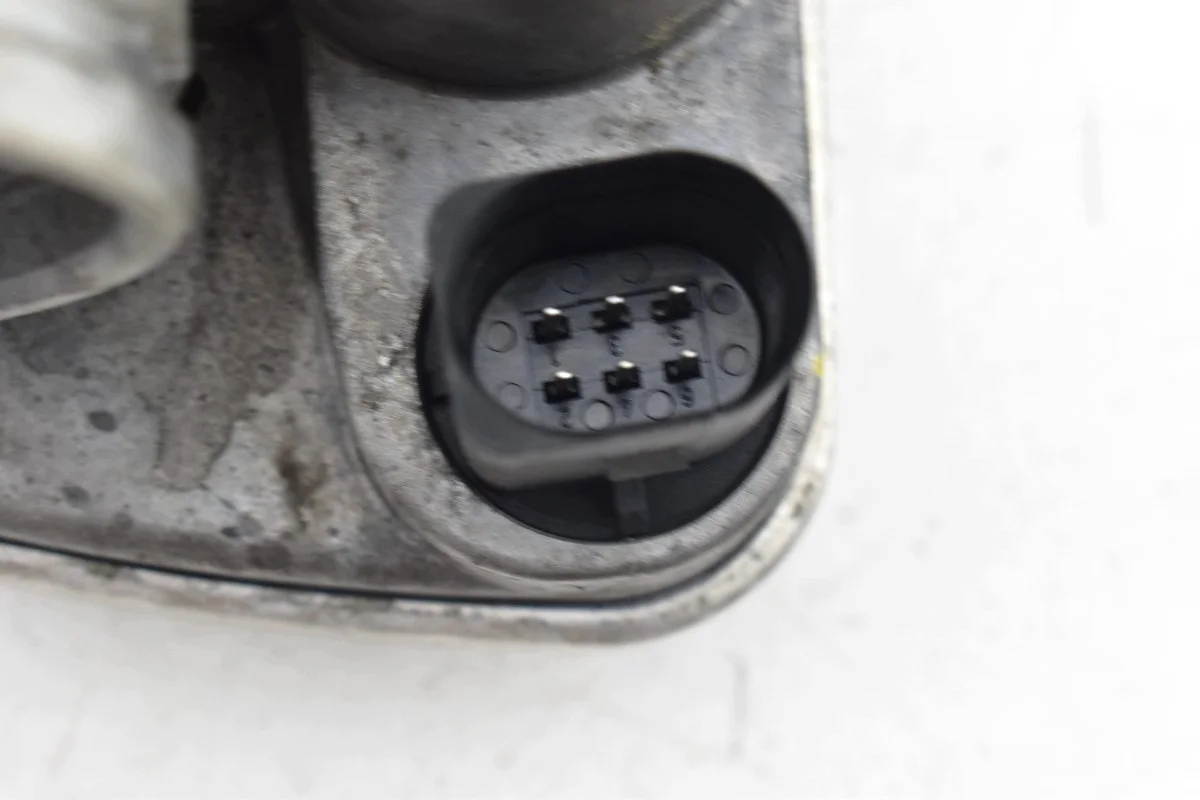 BMW E81 E87 E90 E91 E60 E61 2.0i Kaasuläppä image 4
