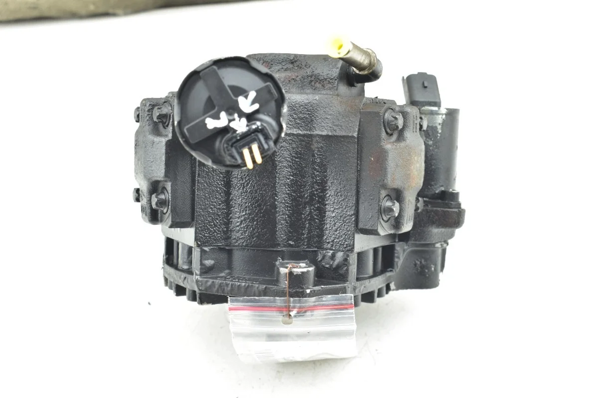 Einspritzpumpe Volvo S40 II V50 C30 2.0D image 3