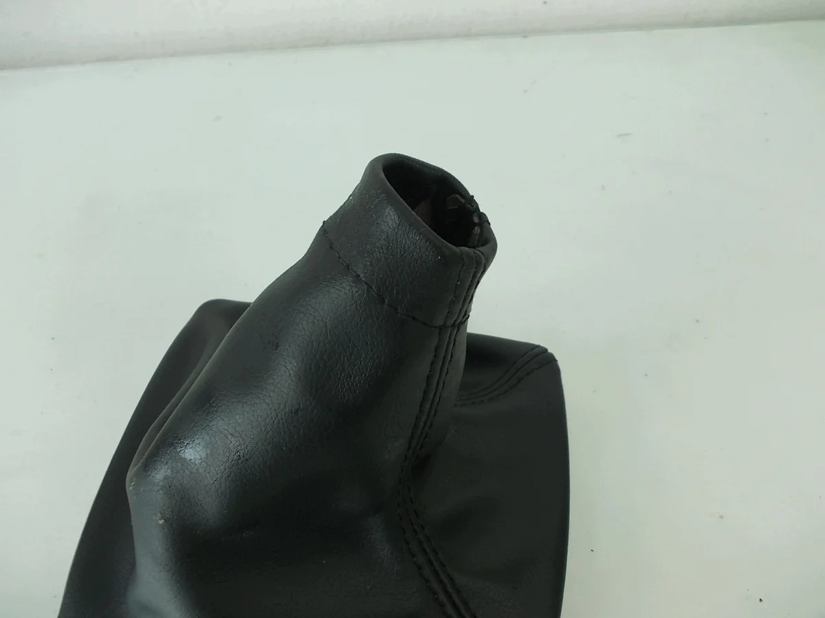 Funda Palanca Cambios Subaru Impreza GH 66110H10 image 5