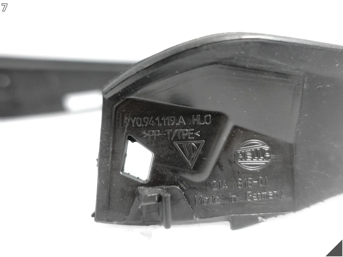 Porsche Cayenne 9Y0 Dichtung Scheinwerfer Links image 8