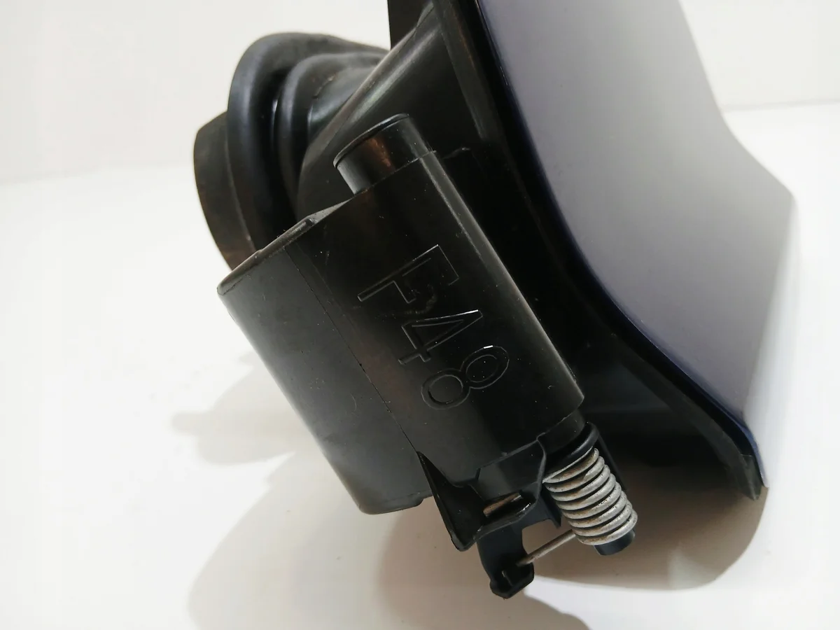 BMW X1 F48 Tankdeckel 7359171 image 4