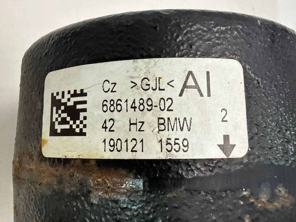 BMW 5 G30 G31 Stabilisatorfäste Bak image 3