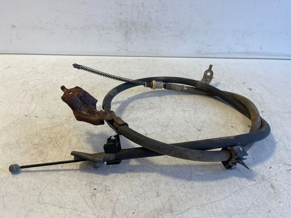 Toyota Yaris Handbremsseil Links VAL326657 image 3