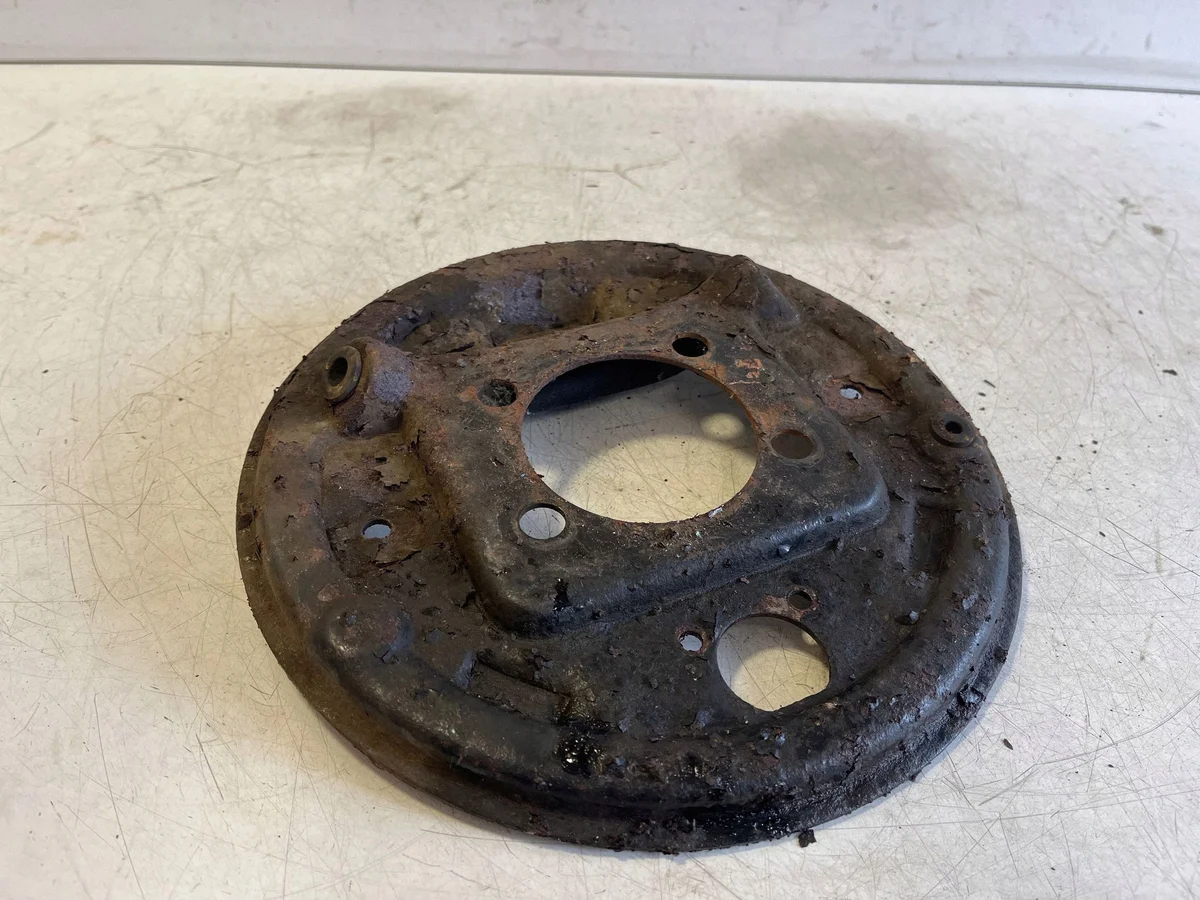 Toyota Yaris, Cache-moyeu Arrière Droit image 3