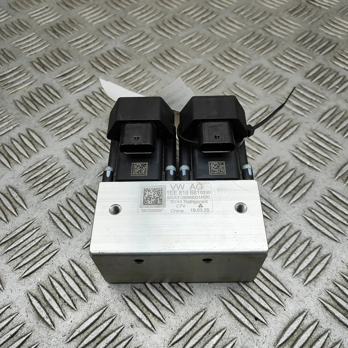 VW ID.7 AC Valve 1EE816681 Used image 5