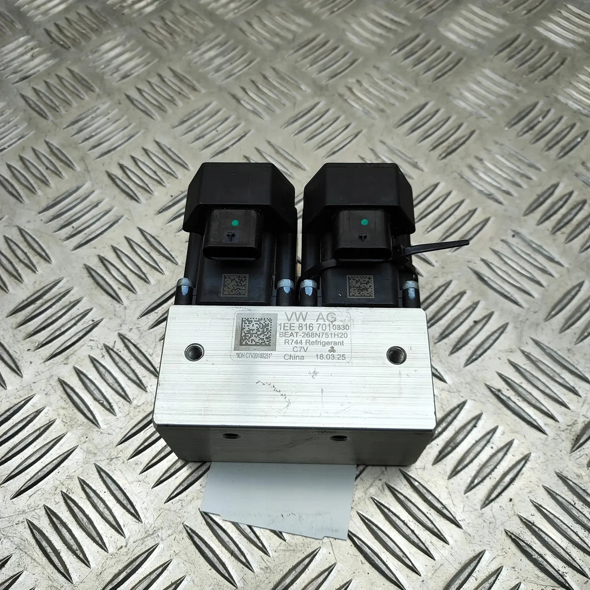 Válvula A/C VW ID.7 (ED2) 1EE816701