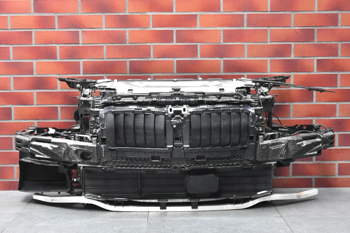 BMW 4 G22 G23 LCI M-Paket Maske image 6