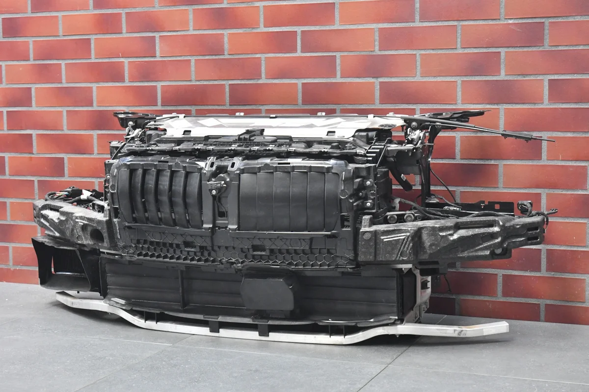 BMW 4 G22 G23 LCI M-Paket Maske image 7