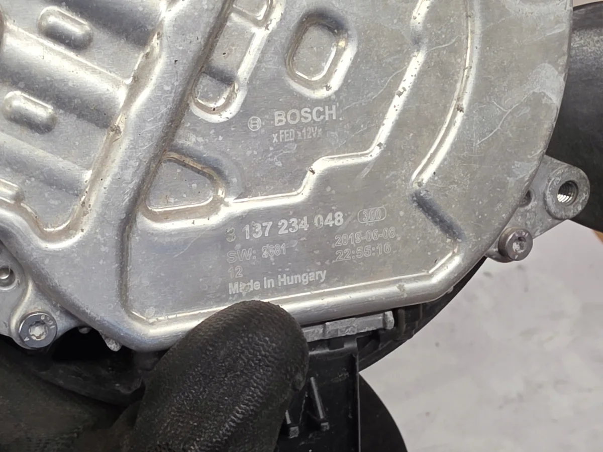 Moteur ventilateur refroidissement Opel 3137234048 image 9