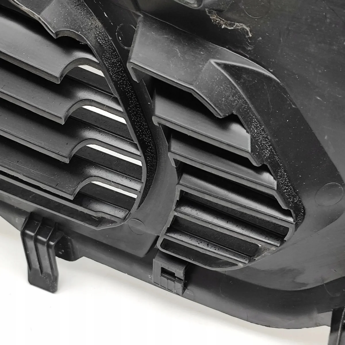 Plastica tergicristallo Audi e-tron GT 4J3819401 image 8