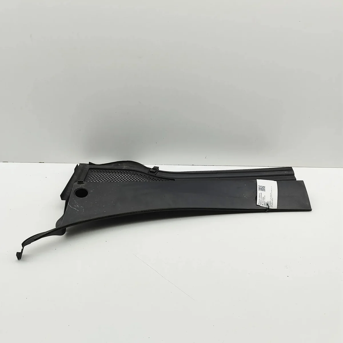 Plástico Limpiaparabrisas VW Passat B8 3G2819404D