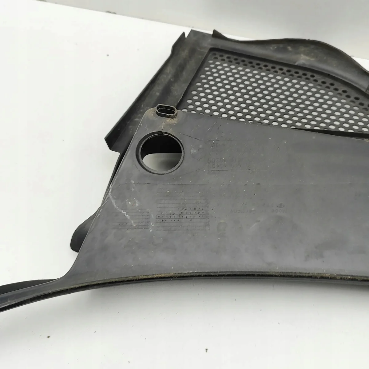 Plastica tergicristalli VW Passat B8 3G2819404D image 3