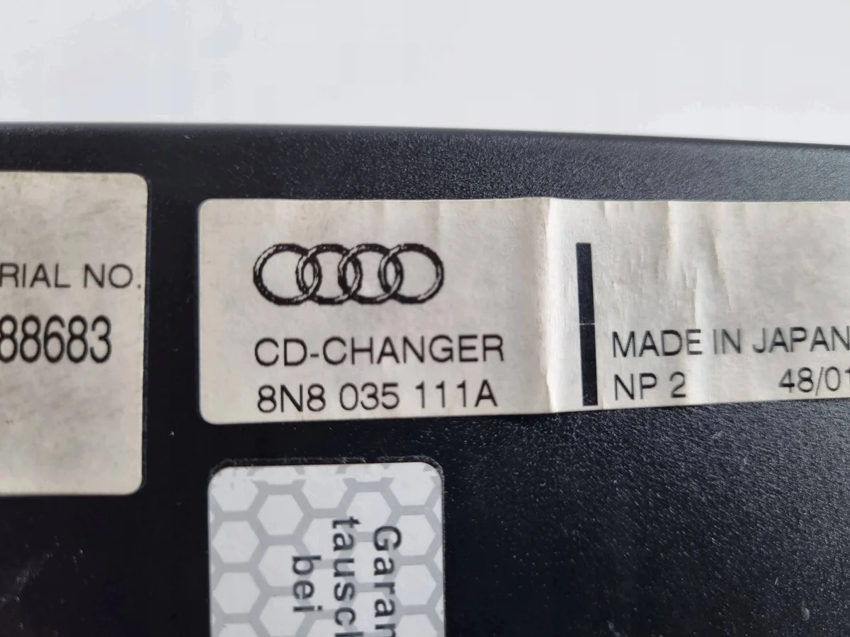 CD-växlare Audi TT 8N 2002 8N8035111A image 6