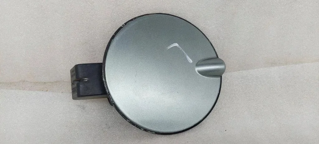Polttoainetankin luukku Opel Corsa D 468435664