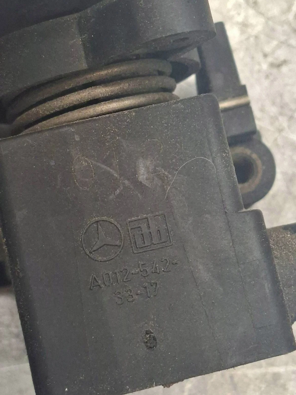 Mercedes-Benz ML W163 2003 Acceleration Sensor image 6