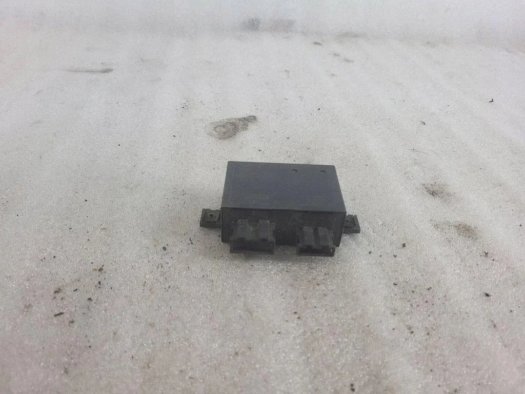 Volkswagen Polo 3 6N/6N2 immobilizer module