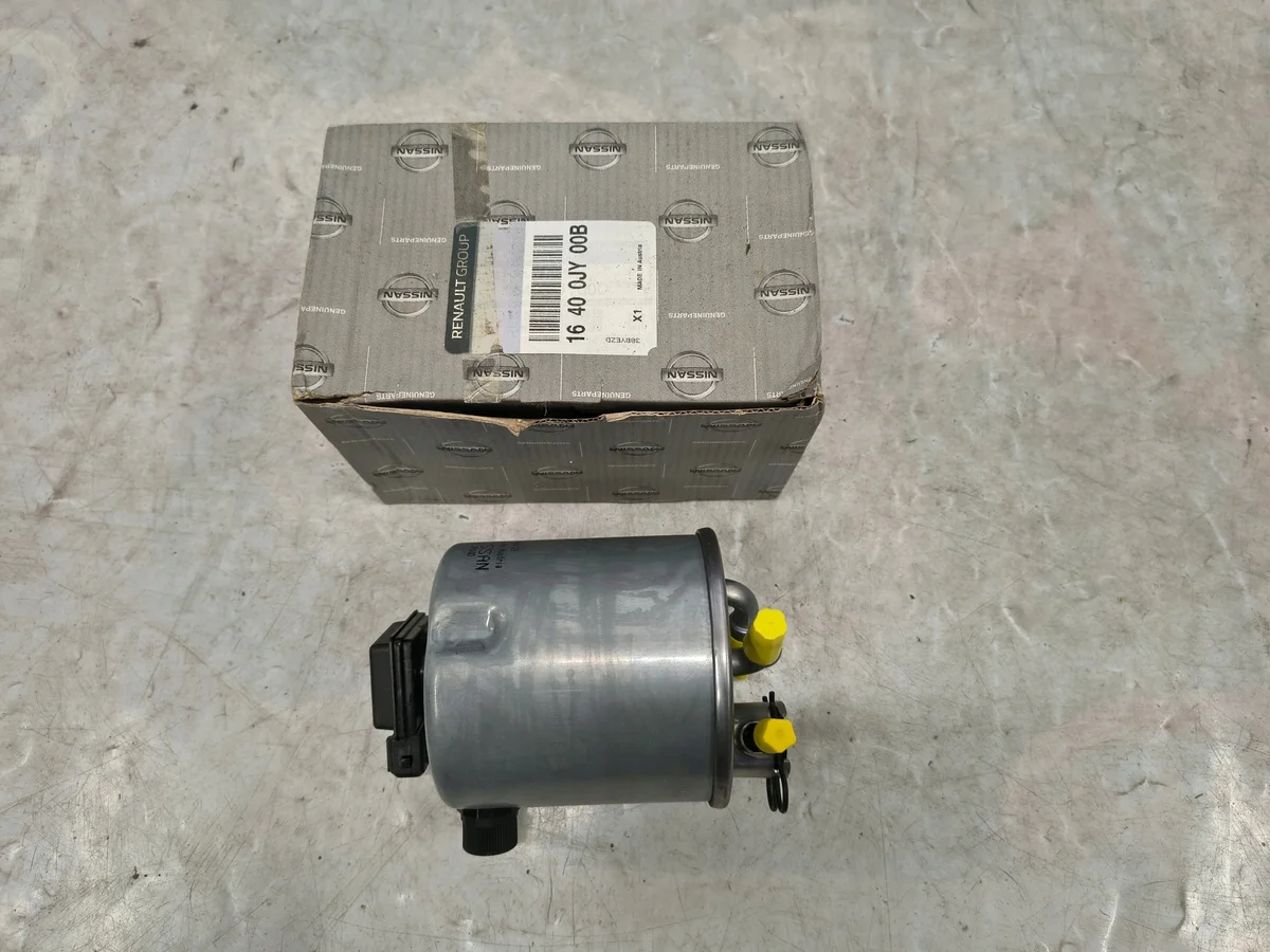 Renault 16400JY00B 16400JY00D Usado